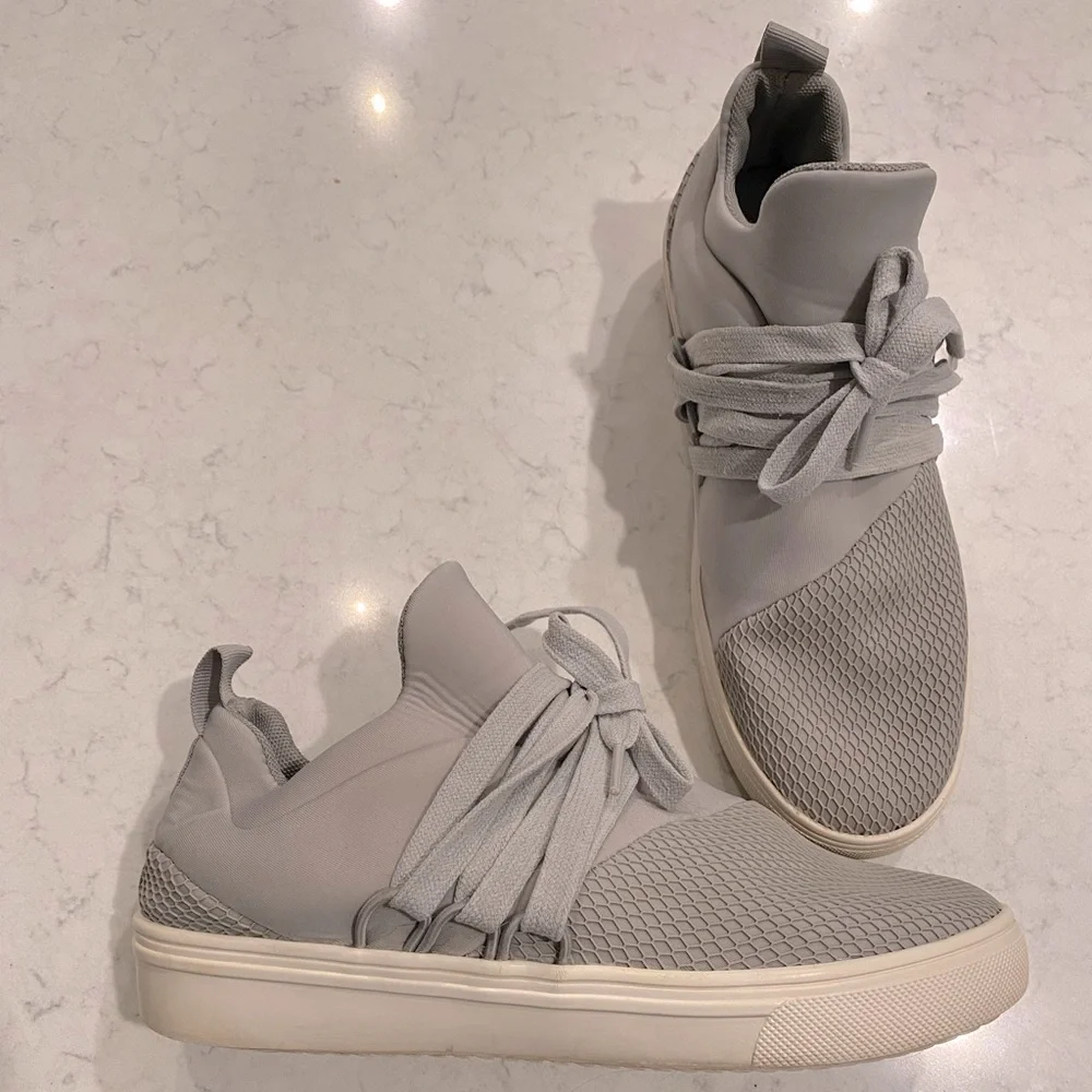 Steve Madden Lancer Sneaker - Picture 1 of 7